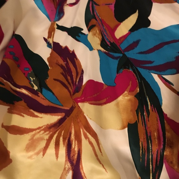 Floral design jacket - Picture 4 of 6